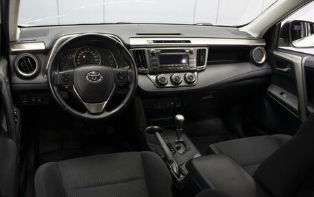 Toyota RAV4, 2013 год, 1 760 000 рублей, 6 фотография