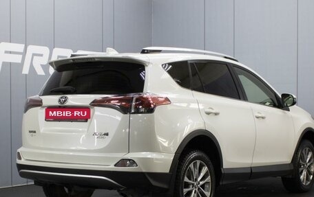 Toyota RAV4, 2016 год, 2 470 000 рублей, 2 фотография