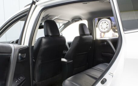 Toyota RAV4, 2016 год, 2 470 000 рублей, 11 фотография