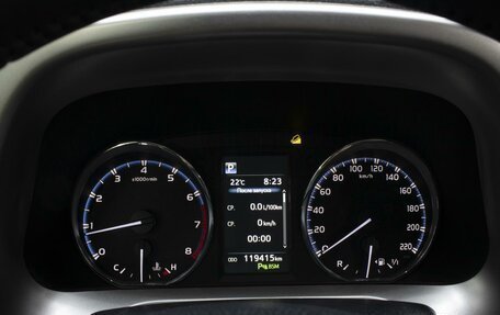 Toyota RAV4, 2016 год, 2 470 000 рублей, 14 фотография