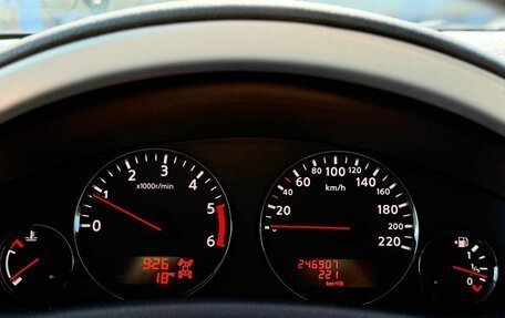 Nissan Pathfinder, 2010 год, 1 260 000 рублей, 9 фотография