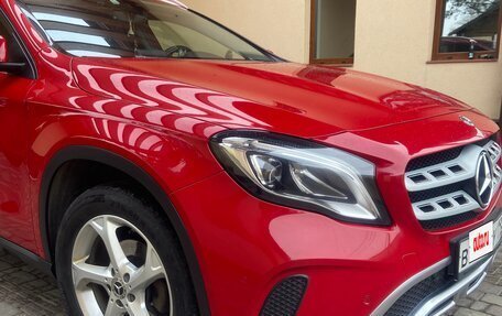 Mercedes-Benz GLA, 2017 год, 2 300 000 рублей, 3 фотография