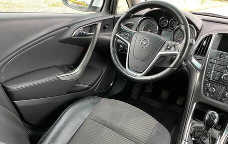 Opel Astra J, 2011 год, 700 000 рублей, 12 фотография