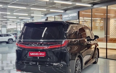 Lexus LM, 2024 год, 18 500 000 рублей, 3 фотография