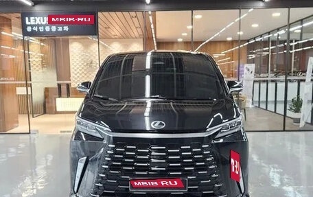 Lexus LM, 2024 год, 18 500 000 рублей, 2 фотография