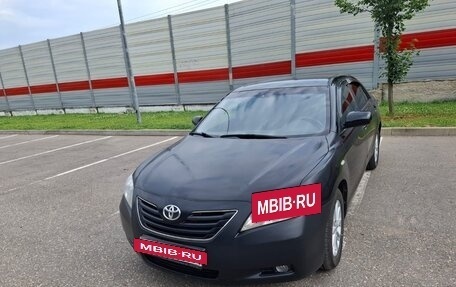 Toyota Camry, 2007 год, 750 000 рублей, 2 фотография