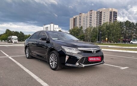 Toyota Camry, 2017 год, 2 880 000 рублей, 1 фотография