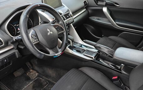 Mitsubishi Eclipse Cross, 2018 год, 1 800 000 рублей, 3 фотография