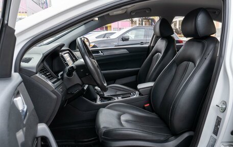 Hyundai Sonata VII, 2019 год, 2 259 000 рублей, 10 фотография