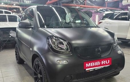 Smart Fortwo III, 2017 год, 1 650 000 рублей, 5 фотография