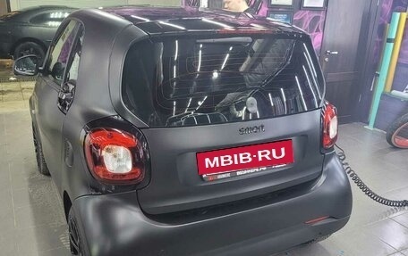 Smart Fortwo III, 2017 год, 1 650 000 рублей, 4 фотография