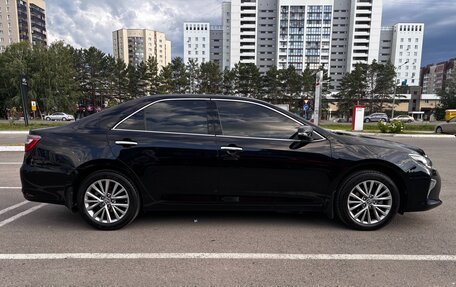 Toyota Camry, 2017 год, 2 880 000 рублей, 8 фотография
