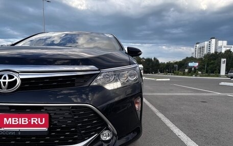 Toyota Camry, 2017 год, 2 880 000 рублей, 10 фотография