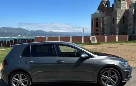 Volkswagen Golf VII, 2018 год, 2 200 000 рублей, 4 фотография