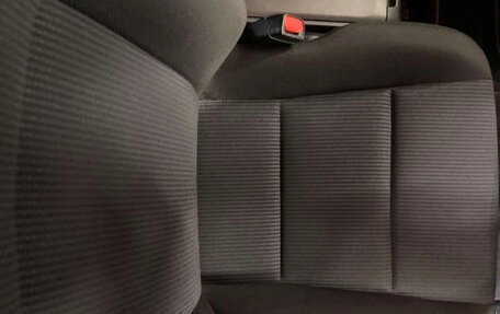 Toyota Noah III, 2021 год, 2 000 000 рублей, 10 фотография