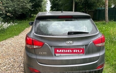 Hyundai ix35 I рестайлинг, 2015 год, 1 000 000 рублей, 2 фотография
