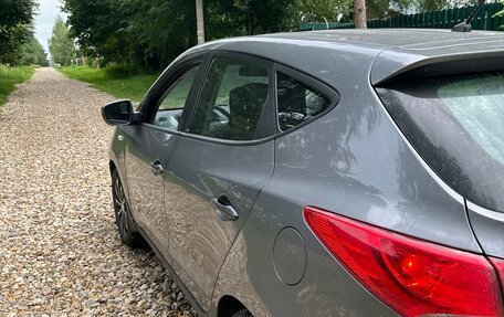 Hyundai ix35 I рестайлинг, 2015 год, 1 000 000 рублей, 6 фотография