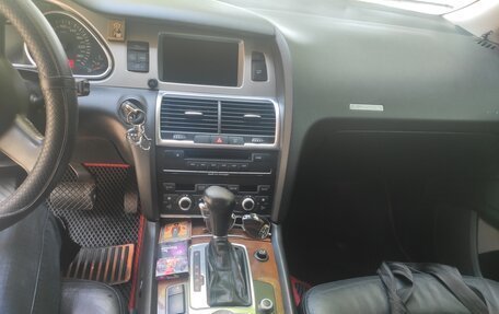 Audi Q7, 2008 год, 840 000 рублей, 11 фотография