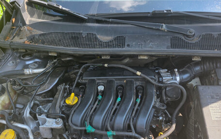 Renault Fluence I, 2010 год, 450 000 рублей, 2 фотография