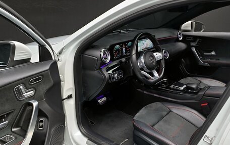 Mercedes-Benz A-Класс AMG, 2021 год, 2 400 045 рублей, 4 фотография