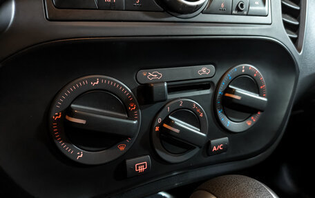 Nissan Juke II, 2015 год, 1 270 000 рублей, 21 фотография