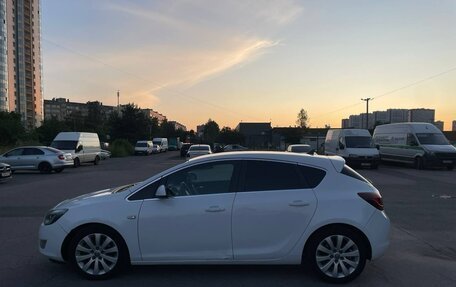 Opel Astra J, 2011 год, 730 000 рублей, 13 фотография