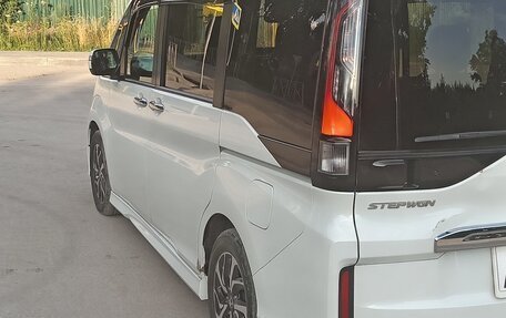 Honda Stepwgn IV, 2015 год, 1 950 000 рублей, 2 фотография