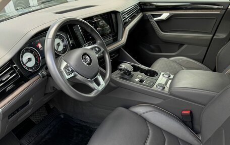 Volkswagen Touareg III, 2019 год, 4 199 000 рублей, 12 фотография