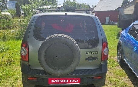Chevrolet Niva I рестайлинг, 2013 год, 548 000 рублей, 6 фотография