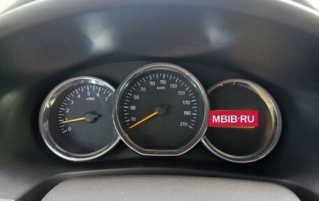 Renault Logan II, 2020 год, 850 000 рублей, 16 фотография