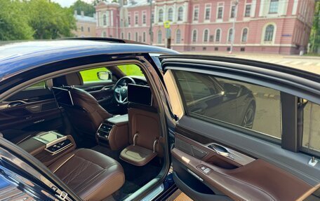 BMW 7 серия, 2017 год, 4 350 000 рублей, 28 фотография