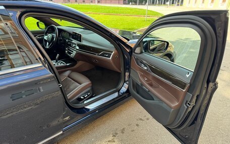 BMW 7 серия, 2017 год, 4 350 000 рублей, 25 фотография