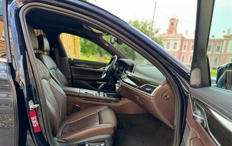 BMW 7 серия, 2017 год, 4 350 000 рублей, 26 фотография