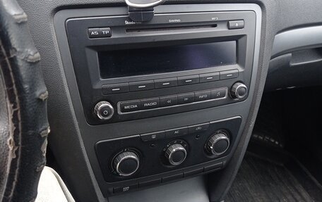 Skoda Octavia, 2012 год, 880 000 рублей, 4 фотография