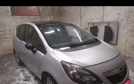 Opel Meriva, 2013 год, 700 000 рублей, 1 фотография