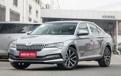 Skoda Superb III рестайлинг, 2025 год, 2 750 000 рублей, 1 фотография