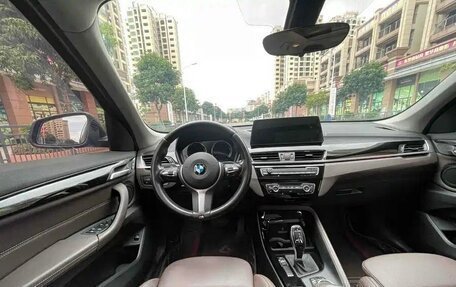 BMW X1, 2022 год, 2 400 000 рублей, 10 фотография