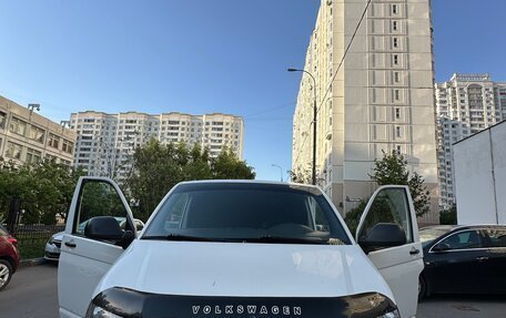 Volkswagen Transporter T5 рестайлинг, 2014 год, 1 430 000 рублей, 1 фотография