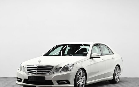 Mercedes-Benz E-Класс, 2011 год, 1 455 000 рублей, 1 фотография