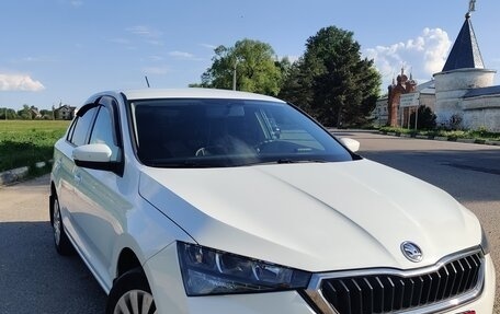 Skoda Rapid II, 2021 год, 1 300 000 рублей, 4 фотография