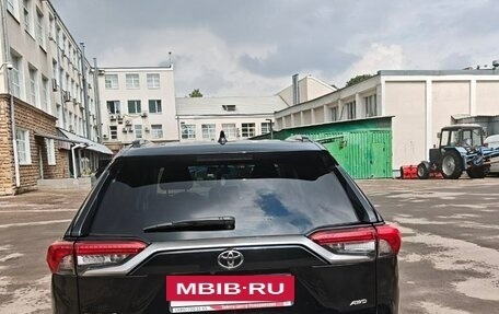 Toyota RAV4, 2020 год, 3 300 000 рублей, 4 фотография