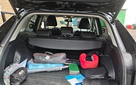 Toyota RAV4, 2020 год, 3 300 000 рублей, 17 фотография