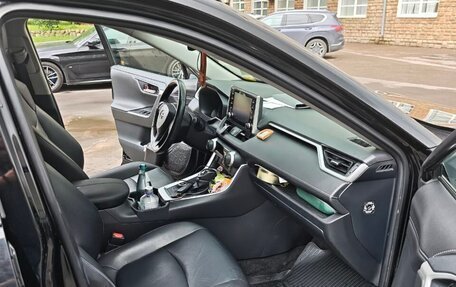 Toyota RAV4, 2020 год, 3 300 000 рублей, 16 фотография