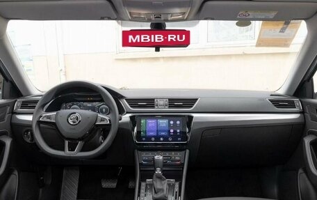 Skoda Superb III рестайлинг, 2025 год, 2 750 000 рублей, 10 фотография