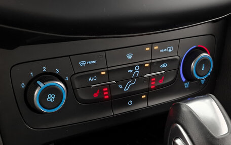 Ford Focus III, 2016 год, 988 000 рублей, 18 фотография