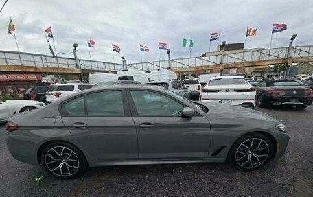 BMW 5 серия, 2022 год, 5 540 000 рублей, 4 фотография