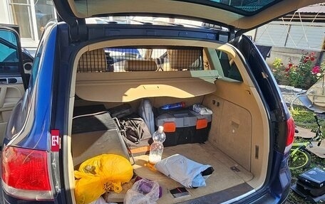 Volkswagen Touareg III, 2003 год, 999 999 рублей, 7 фотография