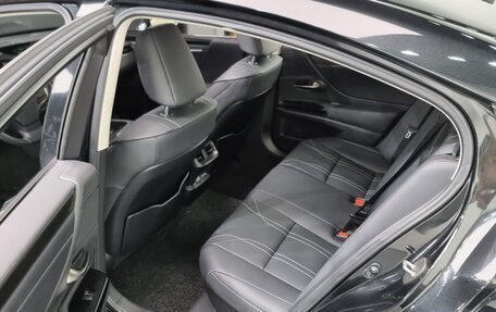 Lexus ES VII, 2022 год, 3 510 000 рублей, 19 фотография