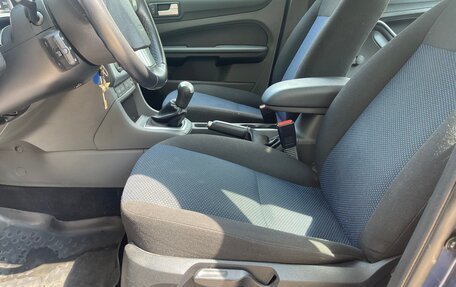 Ford Focus II рестайлинг, 2006 год, 825 000 рублей, 23 фотография