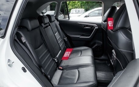 Toyota RAV4, 2021 год, 3 629 000 рублей, 12 фотография